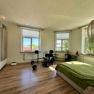 Продаж 3-кім квартири вул. Шараневича