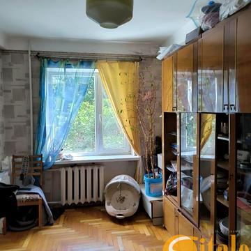 Запорізького Козацтва вул., 111