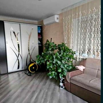 Продам дом в Змиеве .Участок 10 соток Газовое отопление .Тихий районTB