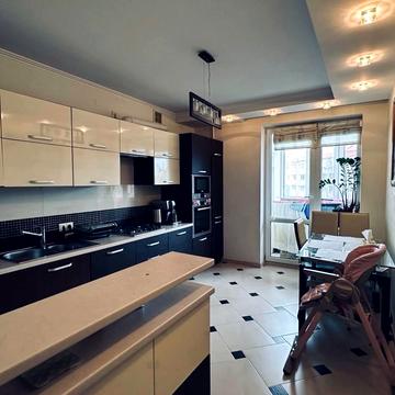 Бориса Антоненка-Давидовича вул., 8а