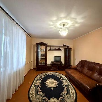 Продаж 2к квартири чеського планування по вул Довженка.