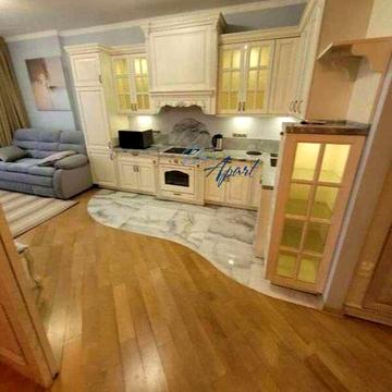 Джона Маккейна вул. (Івана Кудрі), 7