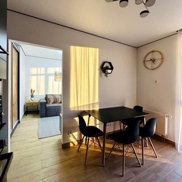 Цегельний пров., 18