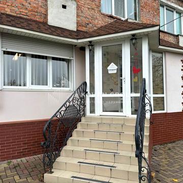 Центральна вул., 29В