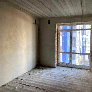 Велика двокімнатна квартира