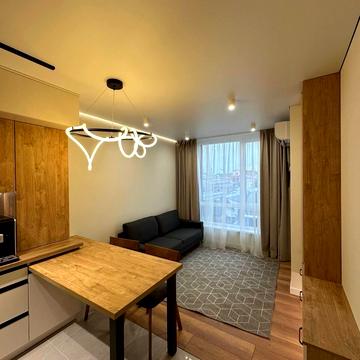 Південний бульв., 1