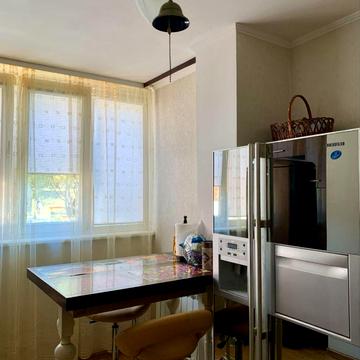 Народної Волі вул., 7