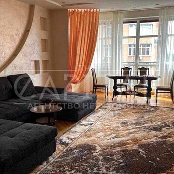 Оренда / Квартира / вул. Коновальця Євгена, Печерськ, Київ