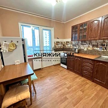 Бориса Гмирі вул., 14