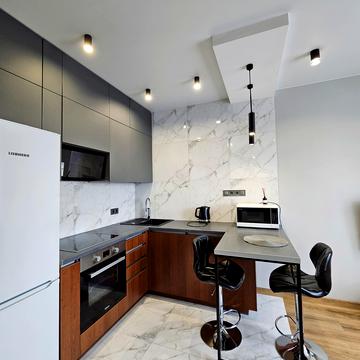 Нижньоключова вул., 14