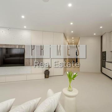 пр-т Берестейський, 1