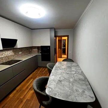 Двохстороння 3-к квартира 93м2 вул. Урлівська 8 Осокорки RiverMall ЖК Урловская