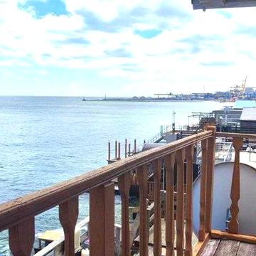 Продам дом, дачу в Совиньоне , первая линия моря!