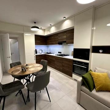 Макогона вул., 25