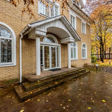 Борщагівська вул.