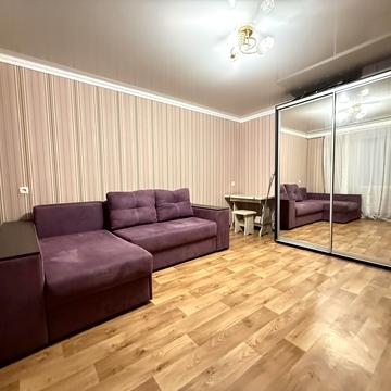 Заливна вул., 13