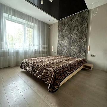 Довгострокова оренда 2к Квартира Новорічна вулиця