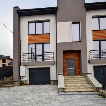 Петра Батьківського вул.