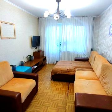 Бердянська вул., 1