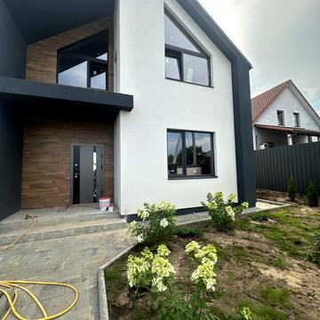 Глазового, 5