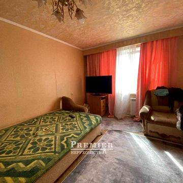 2-кімнатна квартира бiля Парку Перемоги.Роздільні кімнати