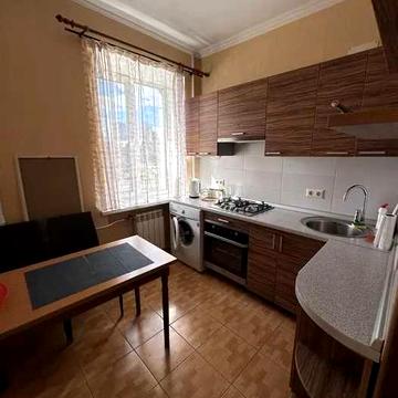 Оренда 2к квартири поруч м. Політехнічний інститут, Університет