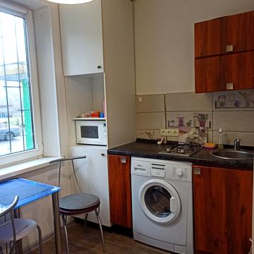 Науки просп. (Леніна), 21а