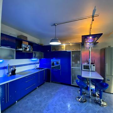 Микільсько-Слобідська вул., 4-В