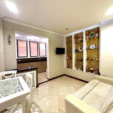 Урлівська вул., 38