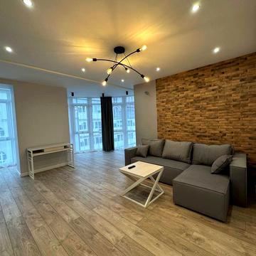 Володимира Великого вул., 16