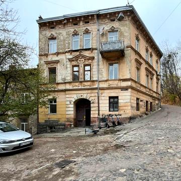 Смерекова вул., 3/5