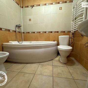 Довгострокова оренда 4к Дім Глибока вулиця