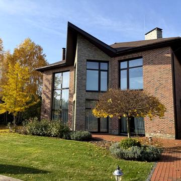 Лісова вул.