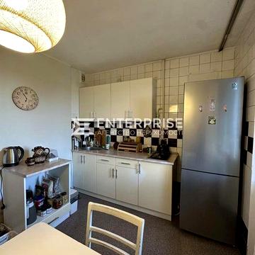 Продаж 2к квартири, поряд метро, ремонт, пр-т Науки, Голосієво.