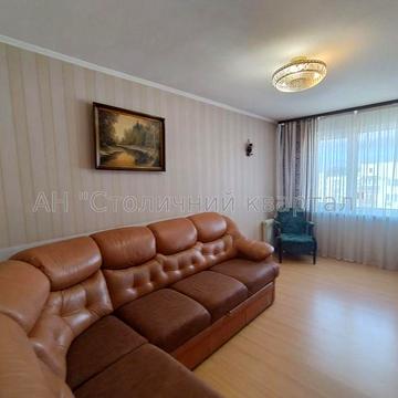 Вокзальна, Василя Липківського, 26, 3-х кім квартира