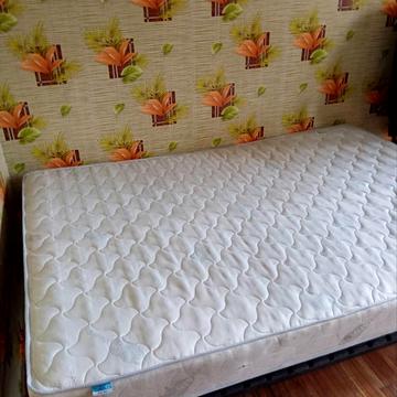 Павла Тичини просп., 3