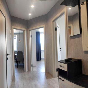 Сдам 2х комн. квартиру от хозяина в новострое.Свет не выключают !!!