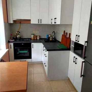 Вацлава Гавела бульв. (Івана Лепсе), 21-В