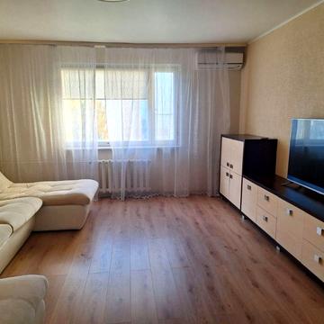 Івана Пулюя вул., 1