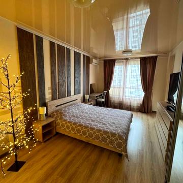 Зарічна вул., 1-Б