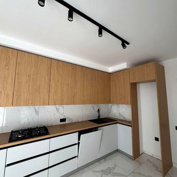 Хіміків вул., 28 