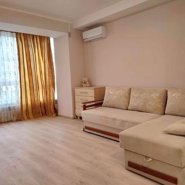 Авіаконструктора Антонова вул., 17