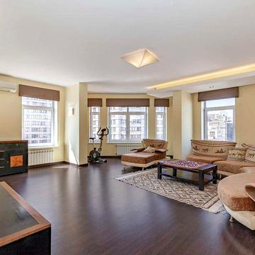 Паньковская ул. 27/78, аренда 3-комн. Без комиссии!