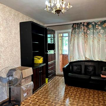 Івана Франка вул., 41