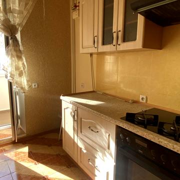 Академіка Сахарова вул., 20