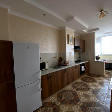 Бельведерська, 23