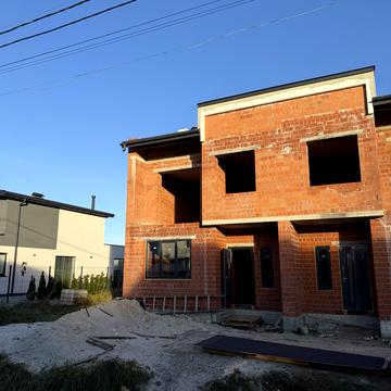 Бічна Івана Мазепи, 1