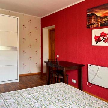 Будинок поблизу столиці, Горенка