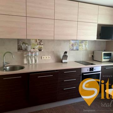 Чумаченка вул., 1