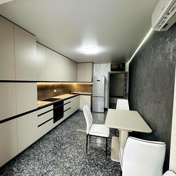 Августина Волошина вул., 2-А